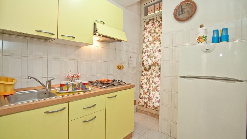 Rental In Rome Celeste Apartment Δωμάτιο φωτογραφία