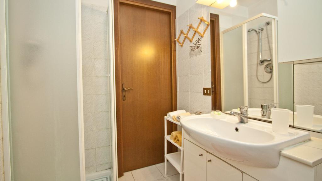 Rental In Rome Celeste Apartment Δωμάτιο φωτογραφία